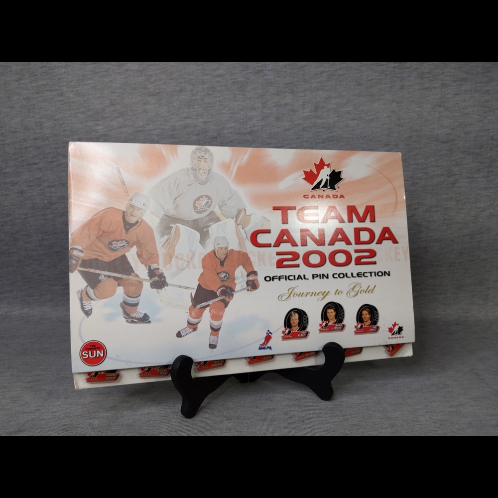 Team Canada 2002 Official Pin Collection